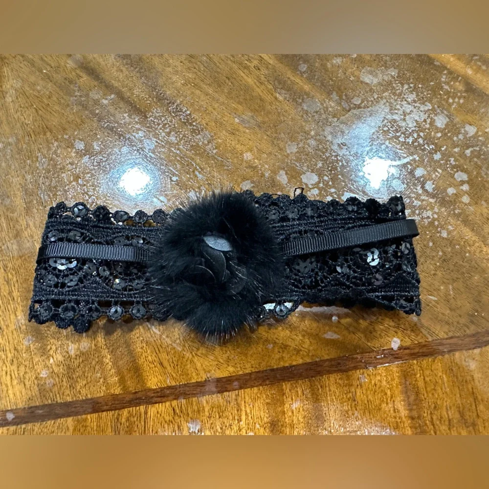 Maxi black dress size M - fashion nova . Bundle ( dress , shoes and a necklace- - Picture 8 of 8